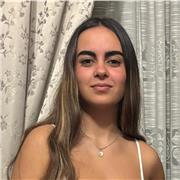 Empática y capaz de dar clases a cualquier persona de cualquier edad